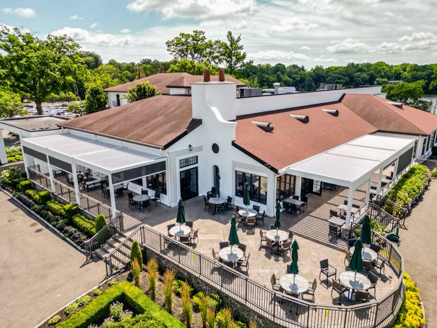 Lake Success Country Club aerial — multi-bay louvered pavilion