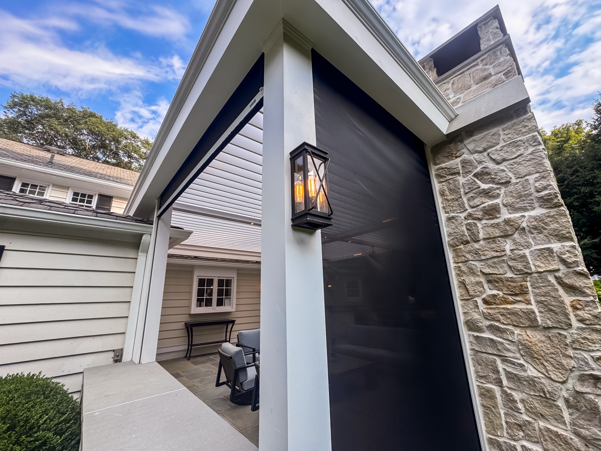 Hambrook concealed shade column detail
