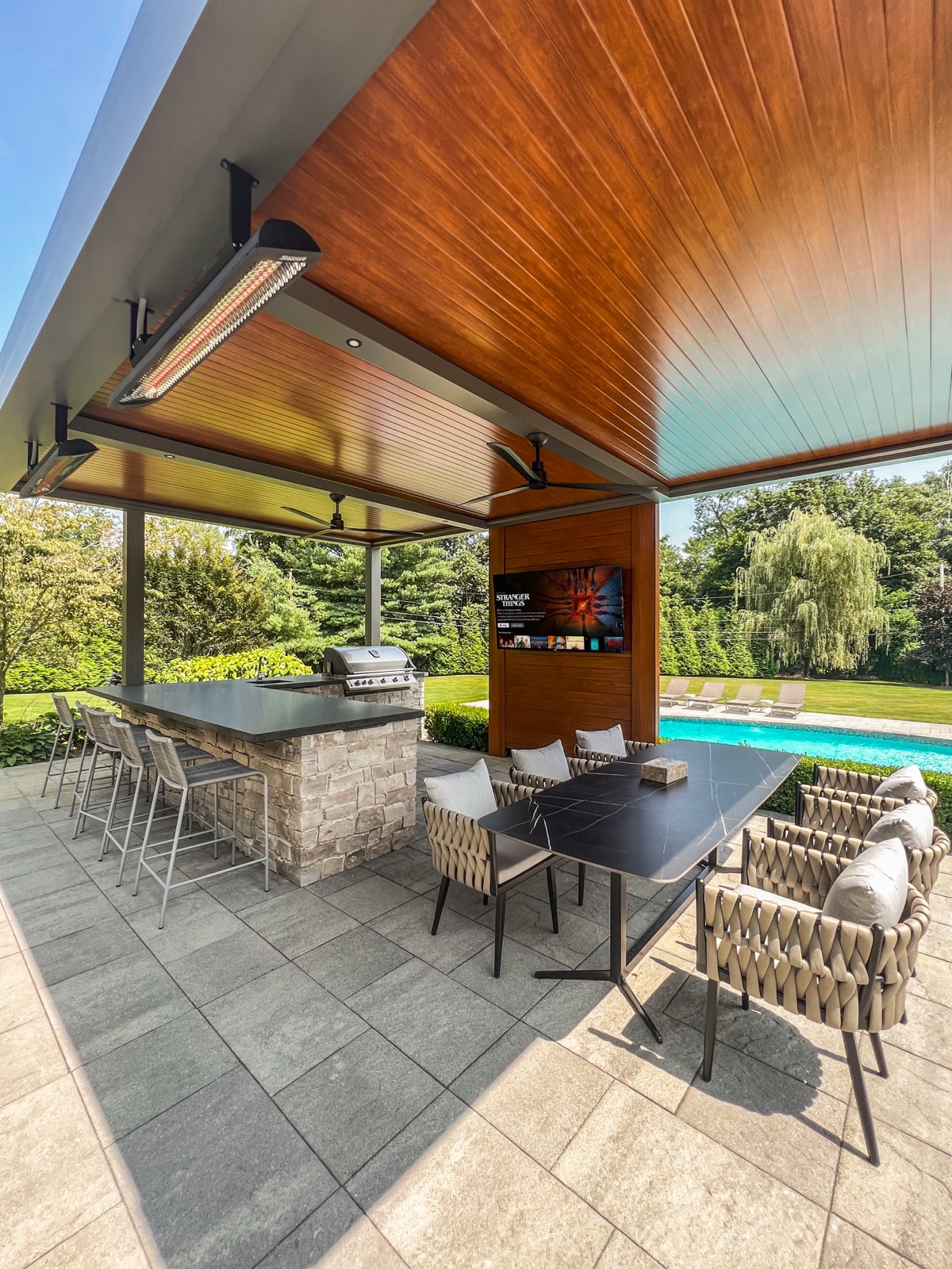 Old Westbury, NY pergola — outdoor living
