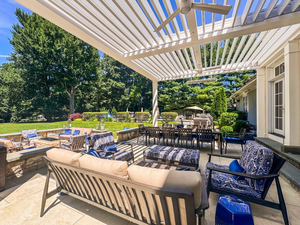 Custom transitional louvered roof in Purchase, NY