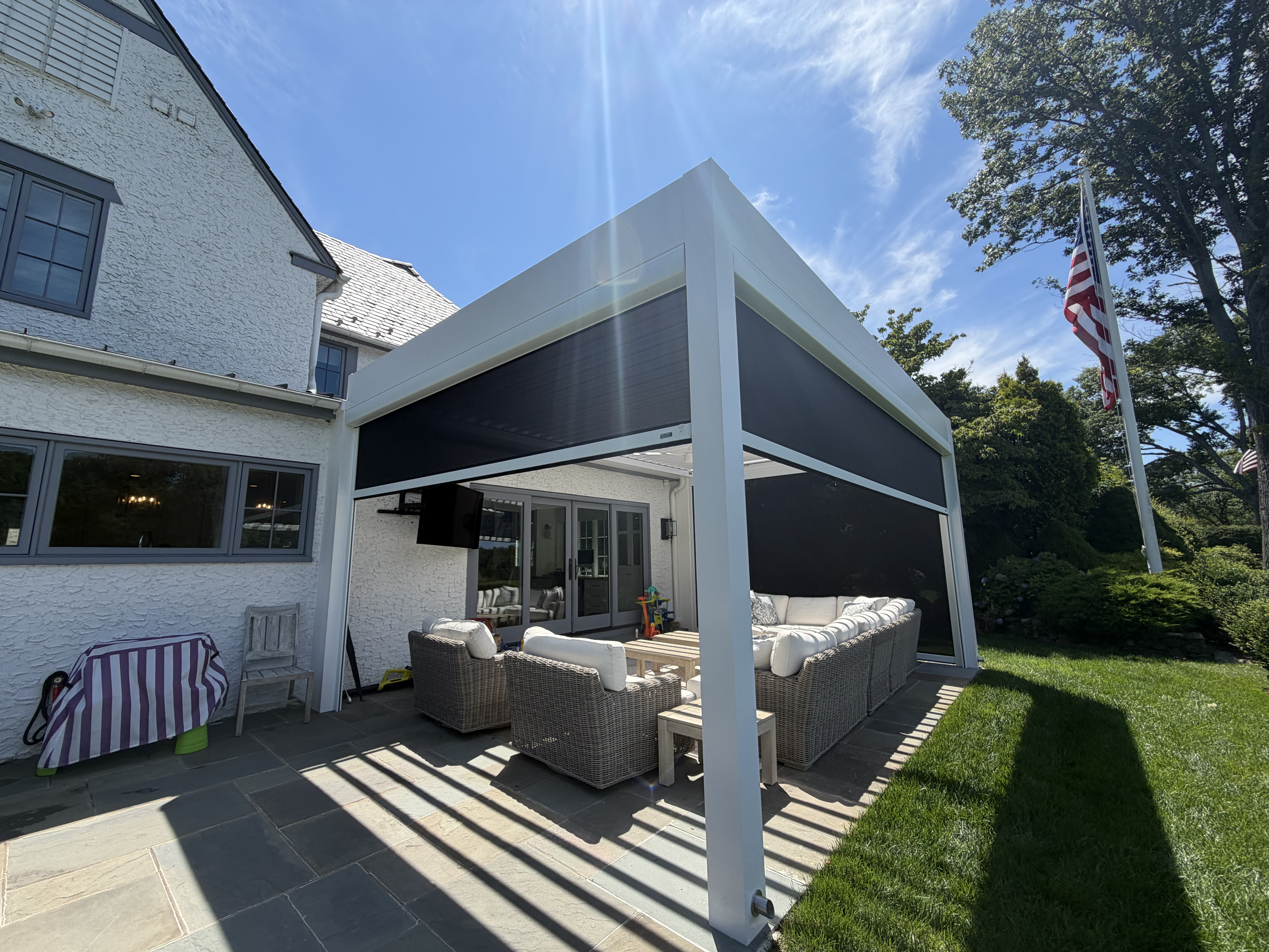 Modern Azenco R-Blade Motorized Pergola, Rye NY