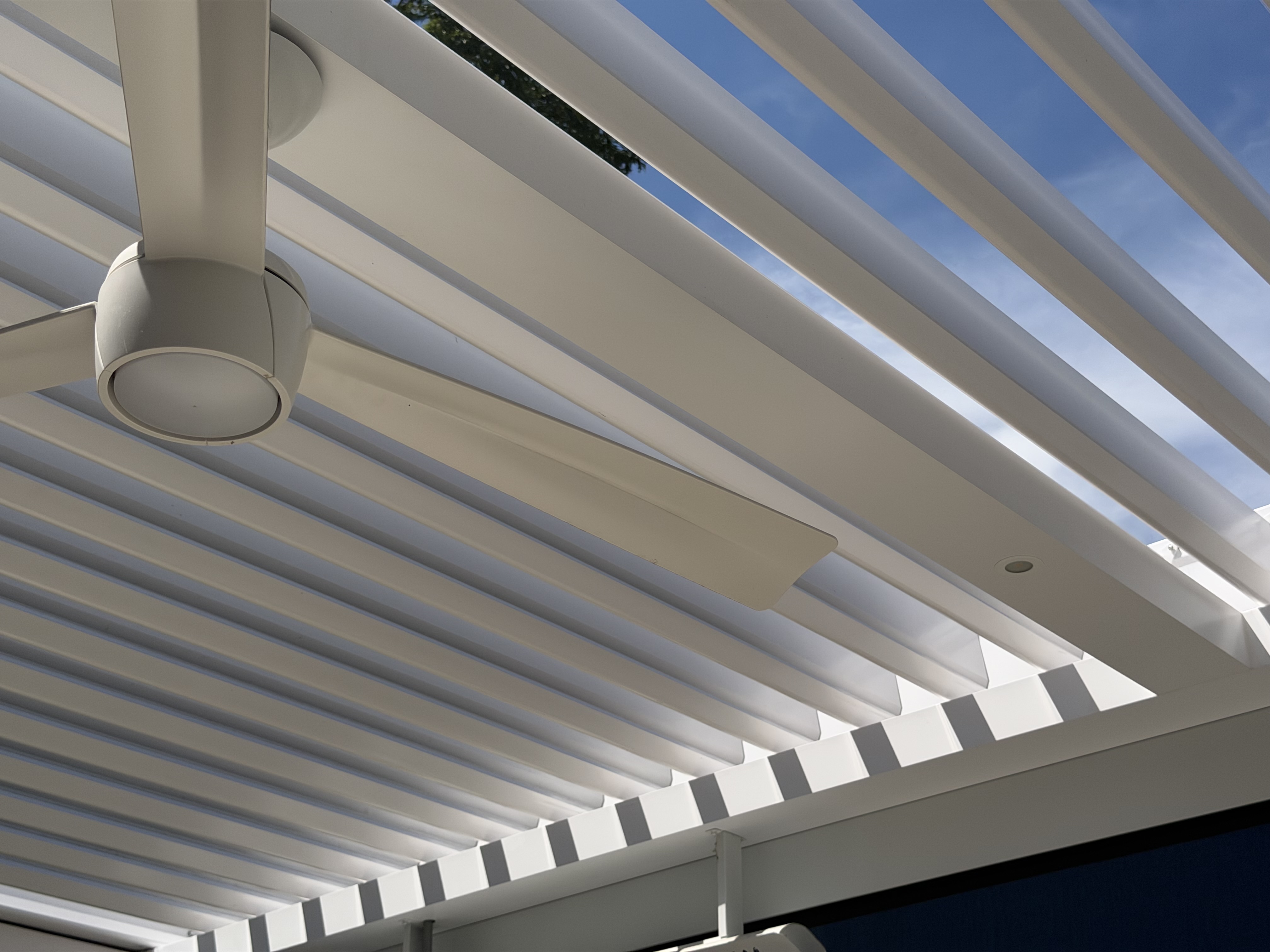Modern Azenco R-Blade Motorized Pergola, Rye NY
