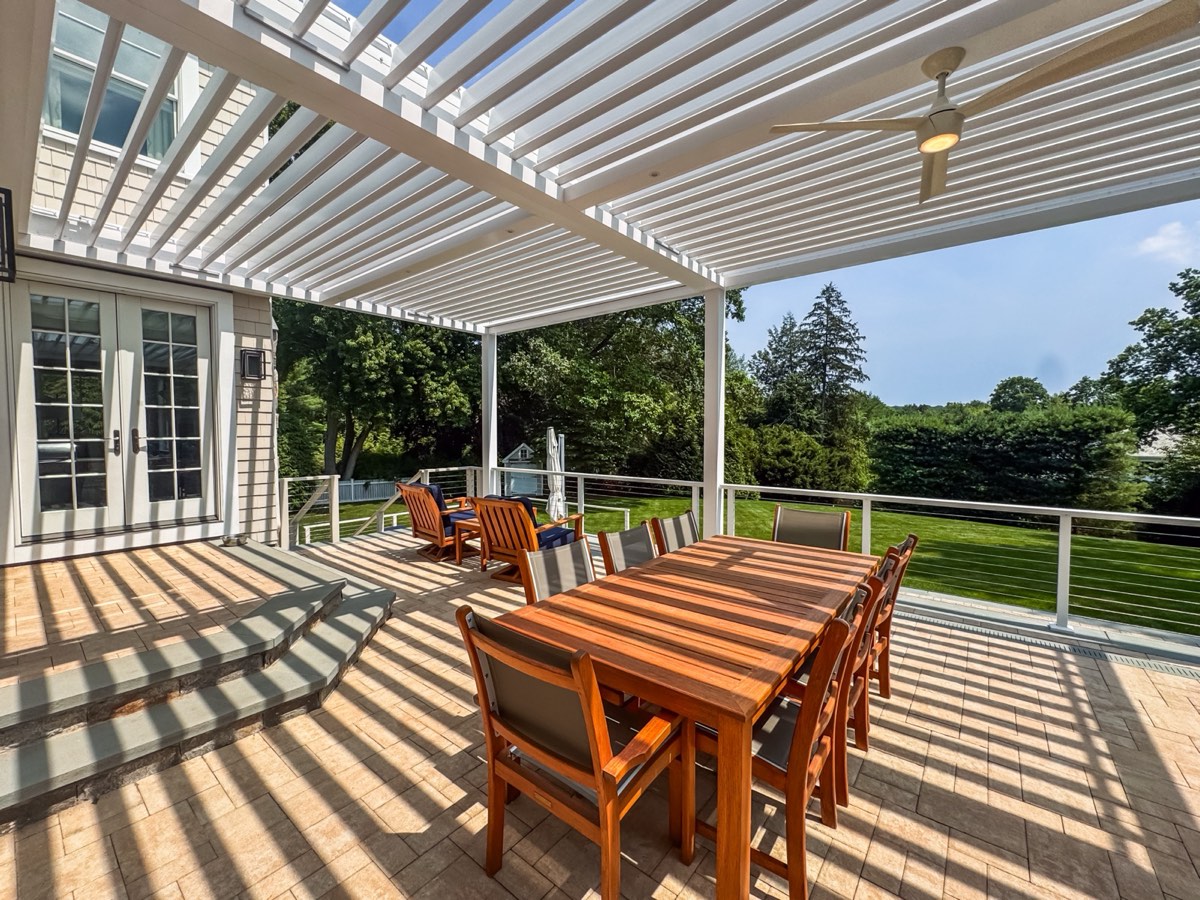 Smart poolside pergola — Westport, CT