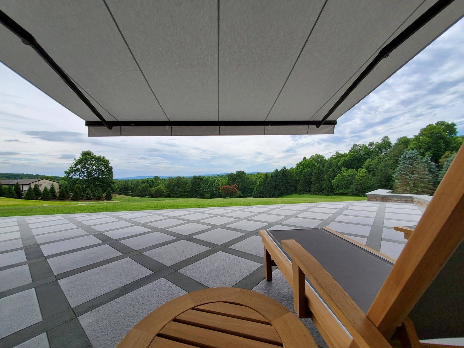 Retractable-Awning-Installation (1)